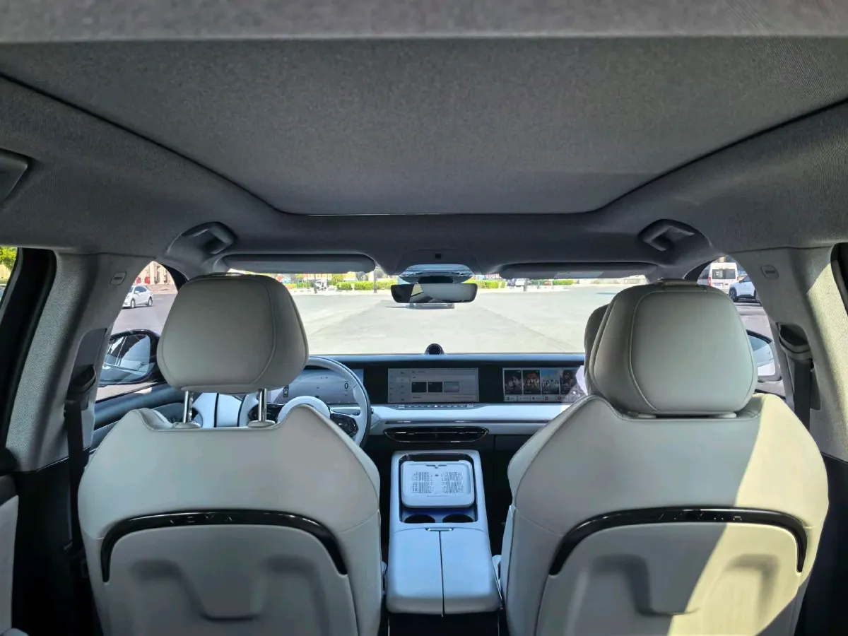 2025 Voyah FREE 1.5T 150HP L4 REEV 43KWH,autocango,china used car exporter,china ev exporter,chinese used car exporter,chinese used ev exporter