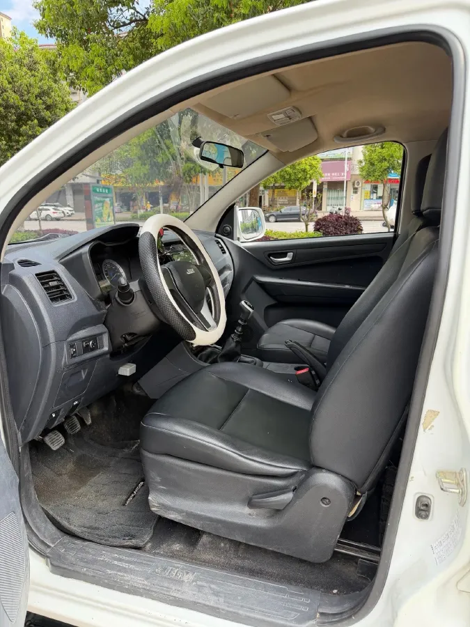 2018 JDMC T7 2.0T 204HP L4 5MT,autocango,china used car exporter,china ev exporter,chinese used car exporter,chinese used ev exporter