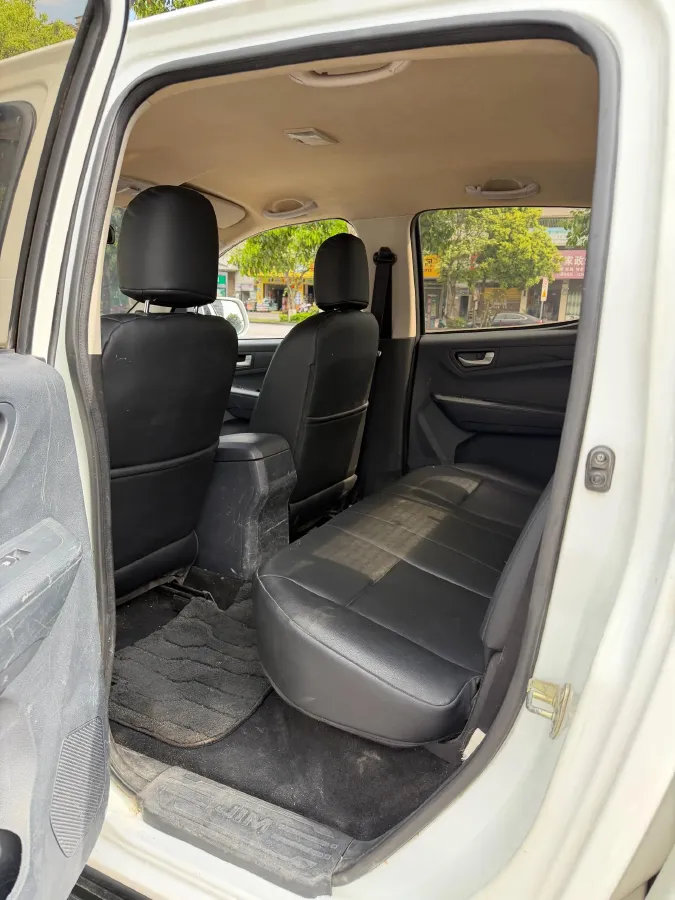 2018 JDMC T7 2.0T 204HP L4 5MT,autocango,china used car exporter,china ev exporter,chinese used car exporter,chinese used ev exporter