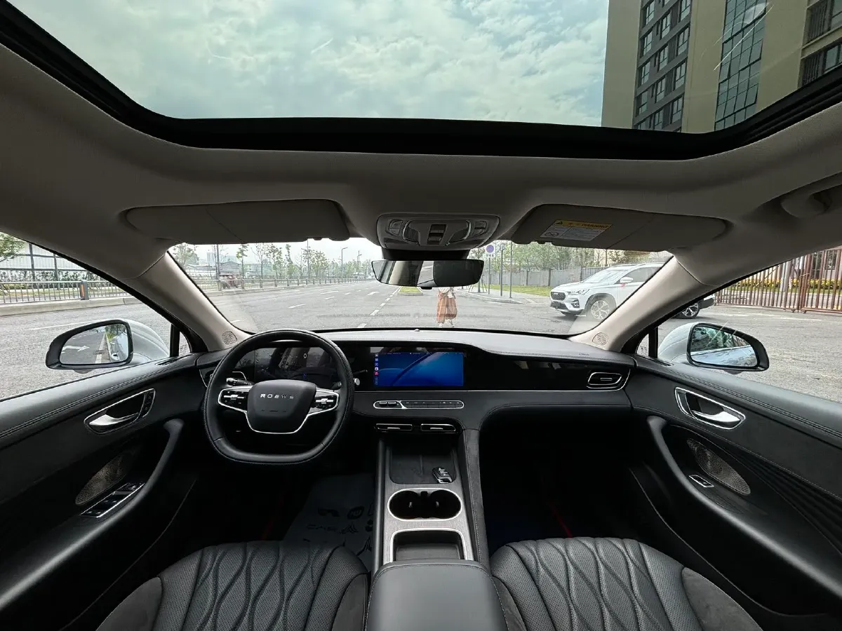 2023 Roewe D7 1.5L 112HP L4 1DHT PHEV 21.4KWH,autocango,china used car exporter,china ev exporter,chinese used car exporter,chinese used ev exporter