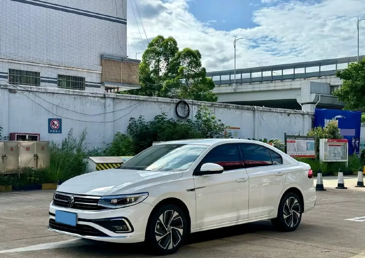 2023 Volkswagen Bora 1.5T 160HP L4 7DCT,autocango,china used car exporter,china ev exporter,chinese used car exporter,chinese used ev exporter