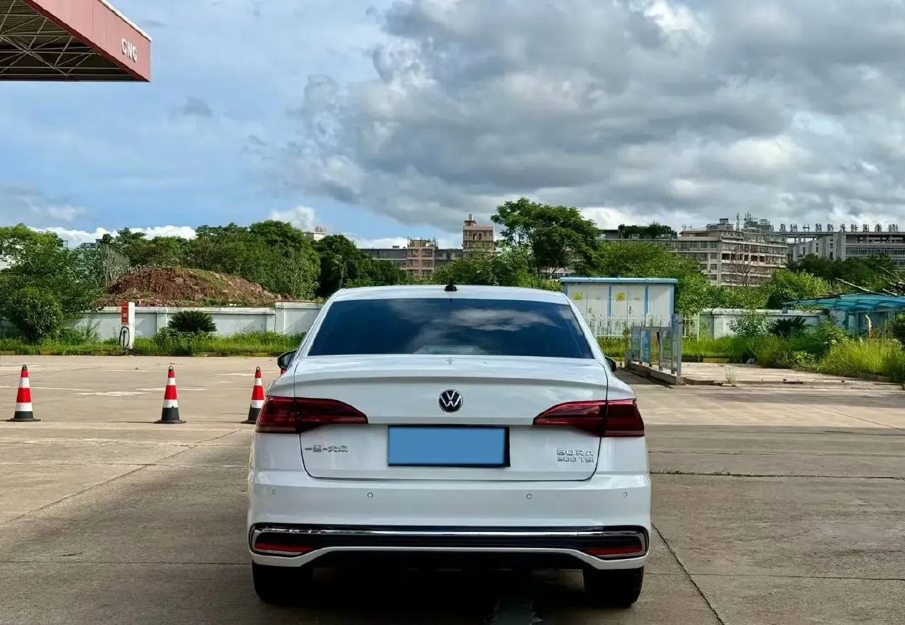 2023 Volkswagen Bora 1.5T 160HP L4 7DCT,autocango,china used car exporter,china ev exporter,chinese used car exporter,chinese used ev exporter