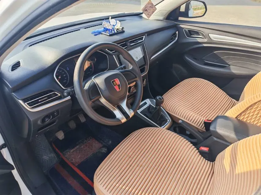 2020 Roewe RX3 1.6L 125HP L4 5MT,autocango,china used car exporter,china ev exporter,chinese used car exporter,chinese used ev exporter