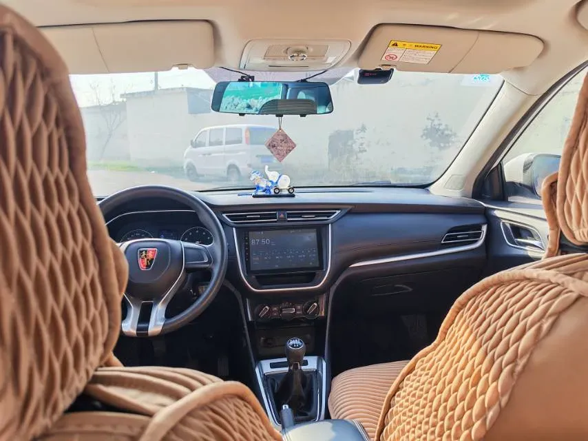 2020 Roewe RX3 1.6L 125HP L4 5MT,autocango,china used car exporter,china ev exporter,chinese used car exporter,chinese used ev exporter