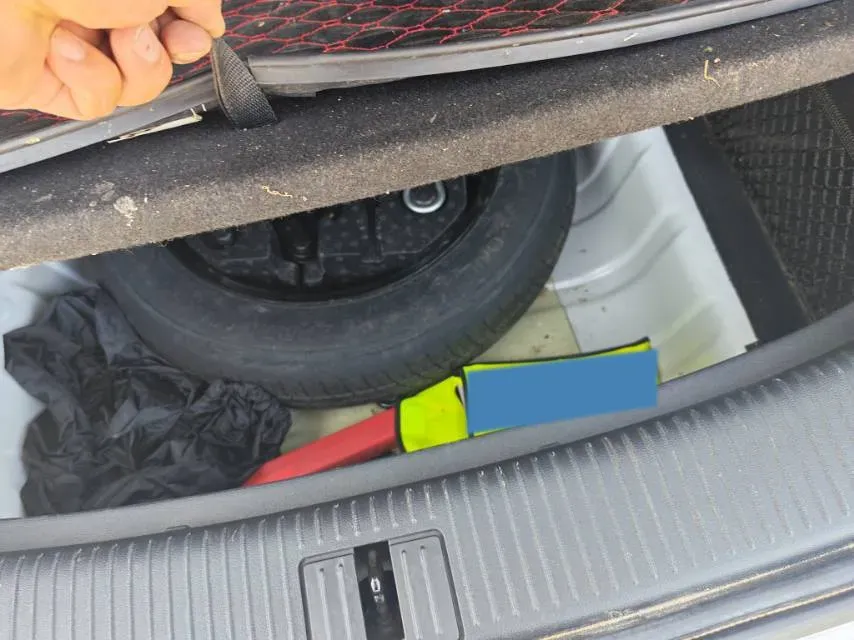 2020 Roewe RX3 1.6L 125HP L4 5MT,autocango,china used car exporter,china ev exporter,chinese used car exporter,chinese used ev exporter