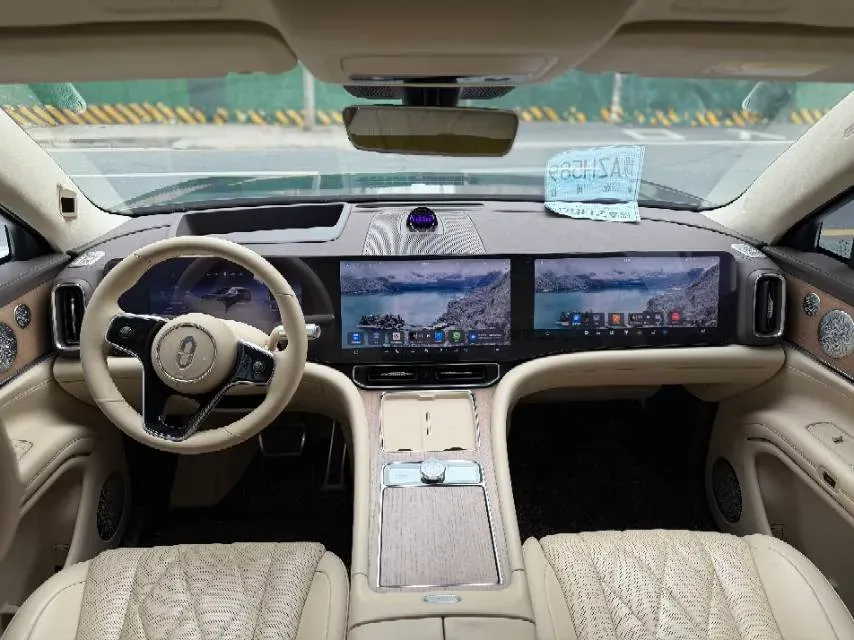 2024 AITO AITO M9 1.5T 152HP L4 REEV 42KWH,autocango,china used car exporter,china ev exporter,chinese used car exporter,chinese used ev exporter