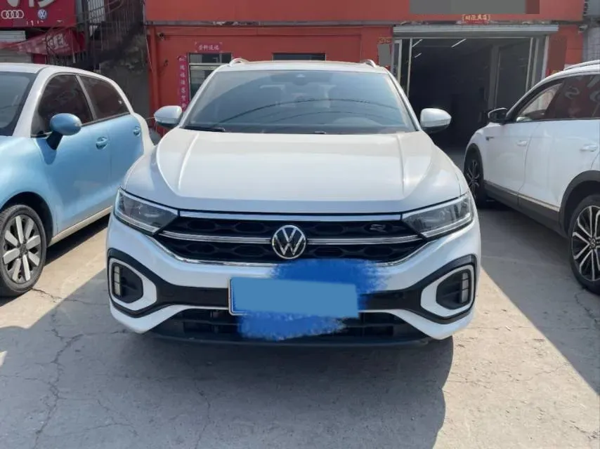 2024 Volkswagen T-Roc 1.5T 160HP L4 7DCT,autocango,china used car exporter,china ev exporter,chinese used car exporter,chinese used ev exporter