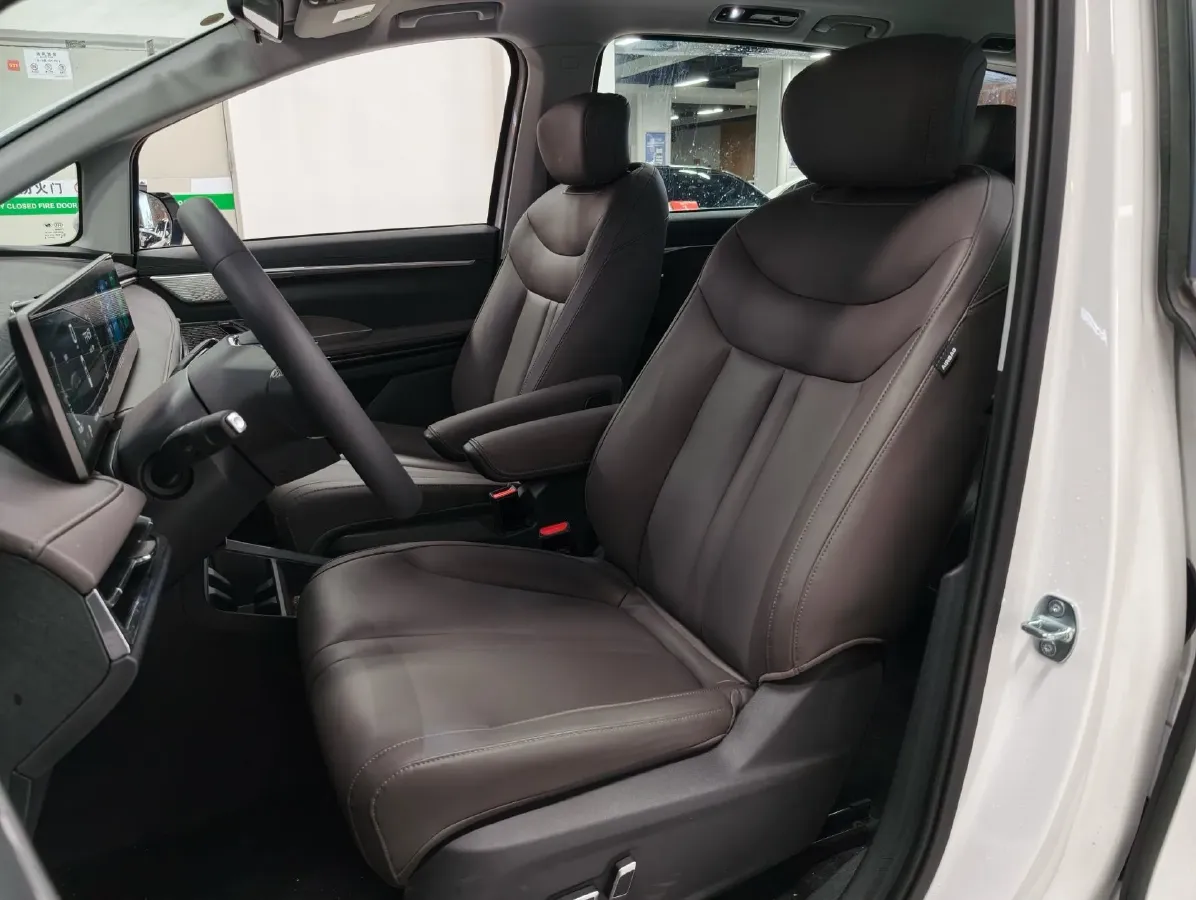 2024 MAXUS DaJia 7 1.5T 150HP L4 1DHT PHEV 24.7KWH,autocango,china used car exporter,china ev exporter,chinese used car exporter,chinese used ev exporter