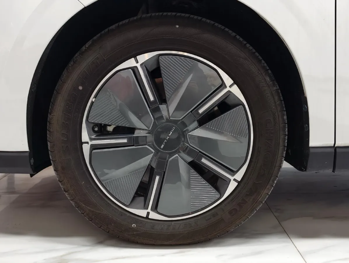 2024 MAXUS DaJia 7 1.5T 150HP L4 1DHT PHEV 24.7KWH,autocango,china used car exporter,china ev exporter,chinese used car exporter,chinese used ev exporter