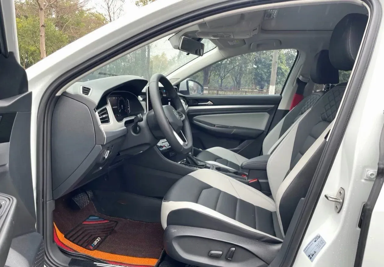 2023 Volkswagen Bora 1.5T 160HP L4 7DCT,autocango,china used car exporter,china ev exporter,chinese used car exporter,chinese used ev exporter