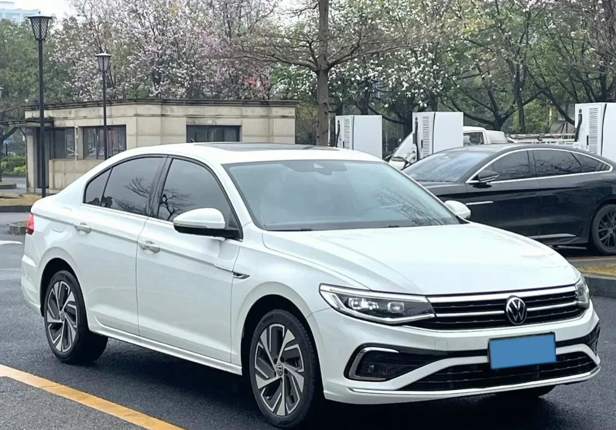 2023 Volkswagen Bora 1.5T 160HP L4 7DCT,autocango,china used car exporter,china ev exporter,chinese used car exporter,chinese used ev exporter