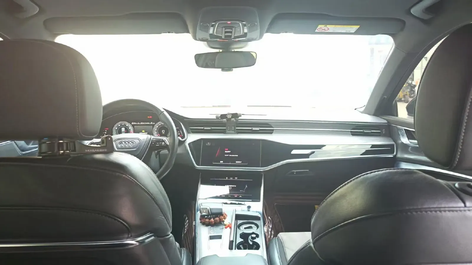 2023 Audi A6L 2.0T 245HP L4 7DCT,autocango,china used car exporter,china ev exporter,chinese used car exporter,chinese used ev exporter