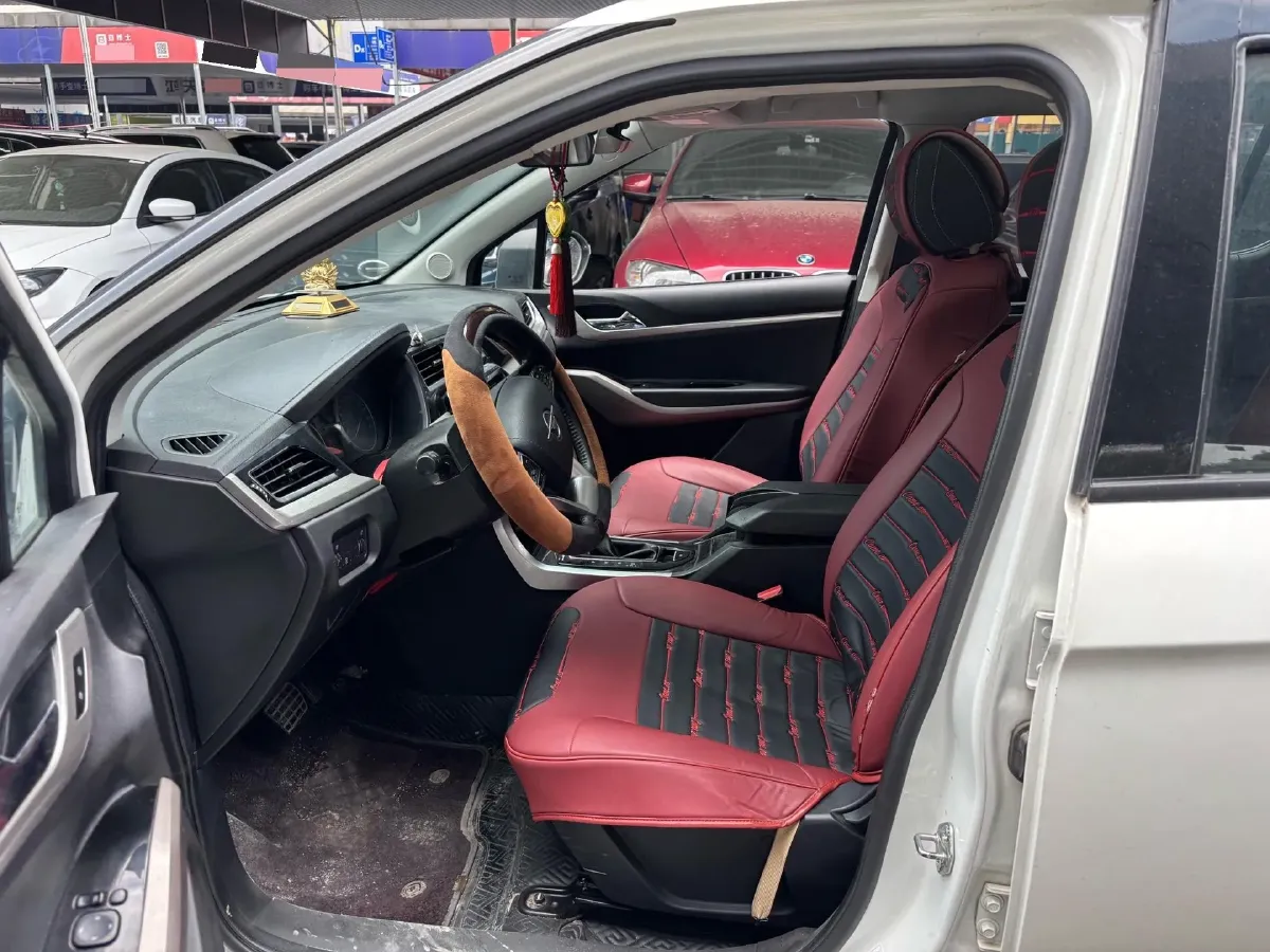 2018 HaiMa S5 Young Edition 1.6L 122HP L4 CVT,autocango,china used car exporter,china ev exporter,chinese used car exporter,chinese used ev exporter