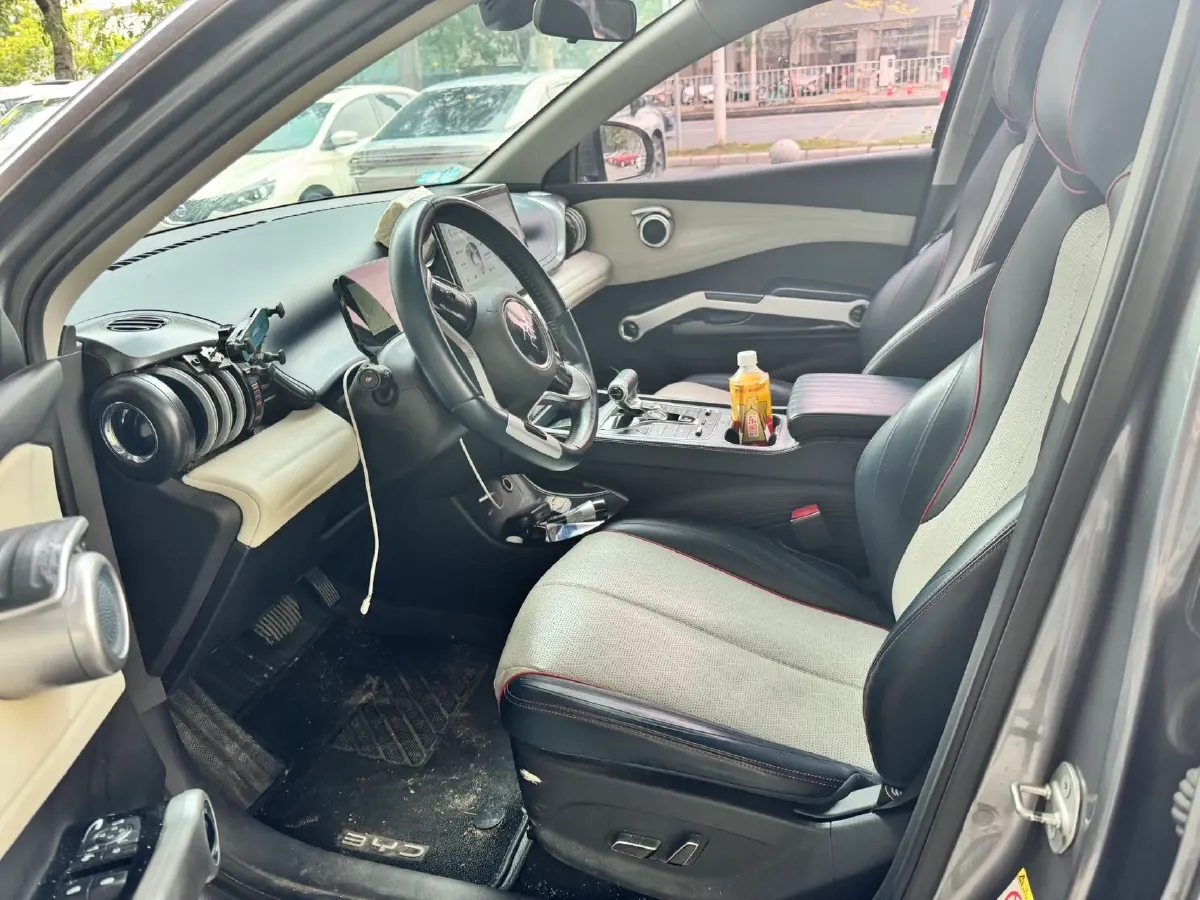 2022 Hycan Z03 BEV 64.23KWH,autocango,china used car exporter,china ev exporter,chinese used car exporter,chinese used ev exporter