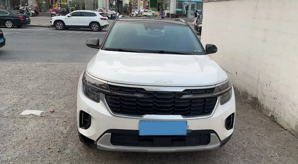 2023 Kia Seltos 1.5L 115HP L4 CVT,autocango,china used car exporter,china ev exporter,chinese used car exporter,chinese used ev exporter