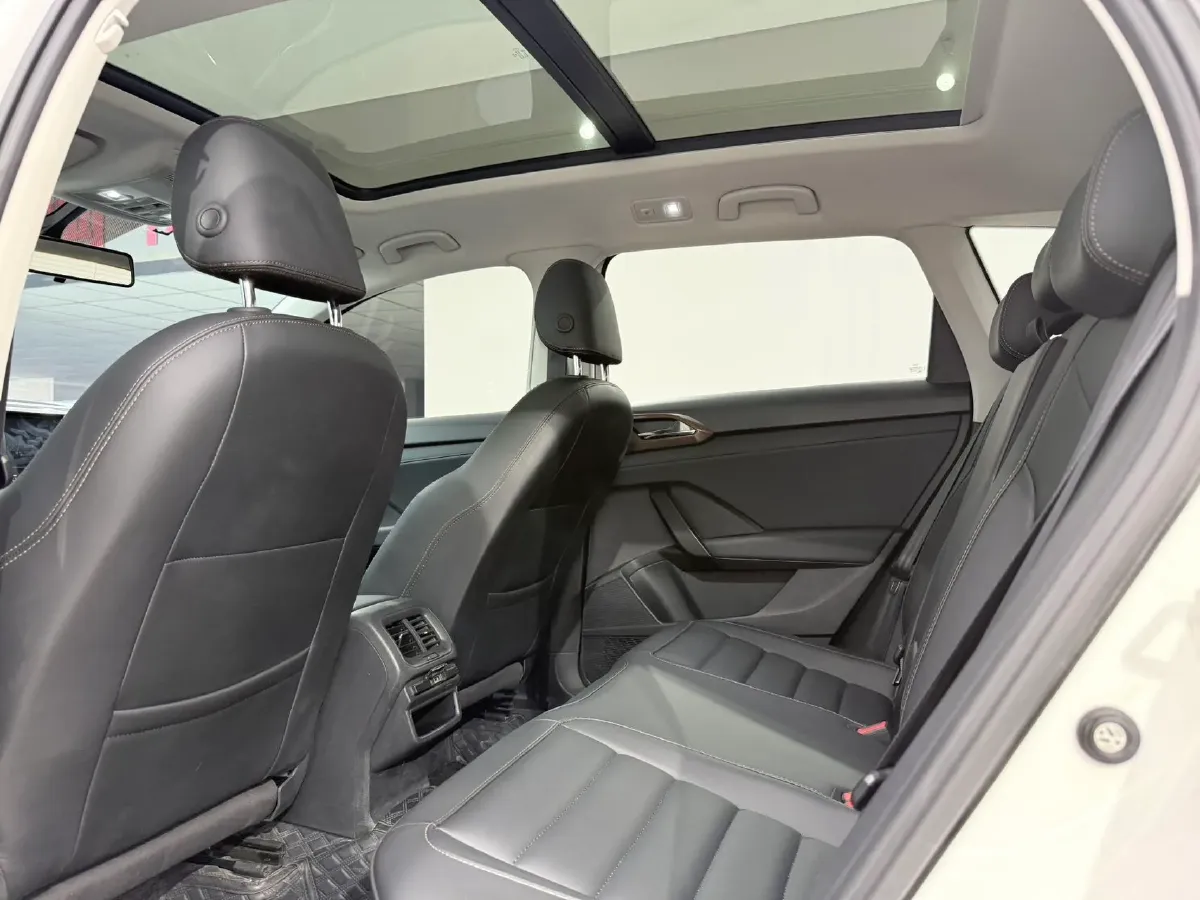 2022 Volkswagen Tharu 1.4T 150HP L4 7DCT,autocango,china used car exporter,china ev exporter,chinese used car exporter,chinese used ev exporter