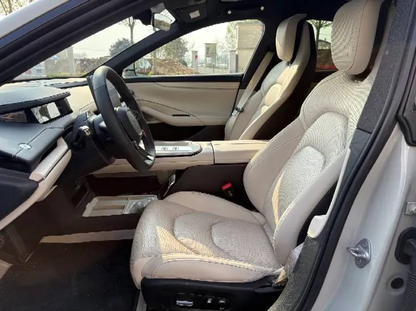 2024 MI SU7 BEV 73.6KWH,autocango,china used car exporter,china ev exporter,chinese used car exporter,chinese used ev exporter