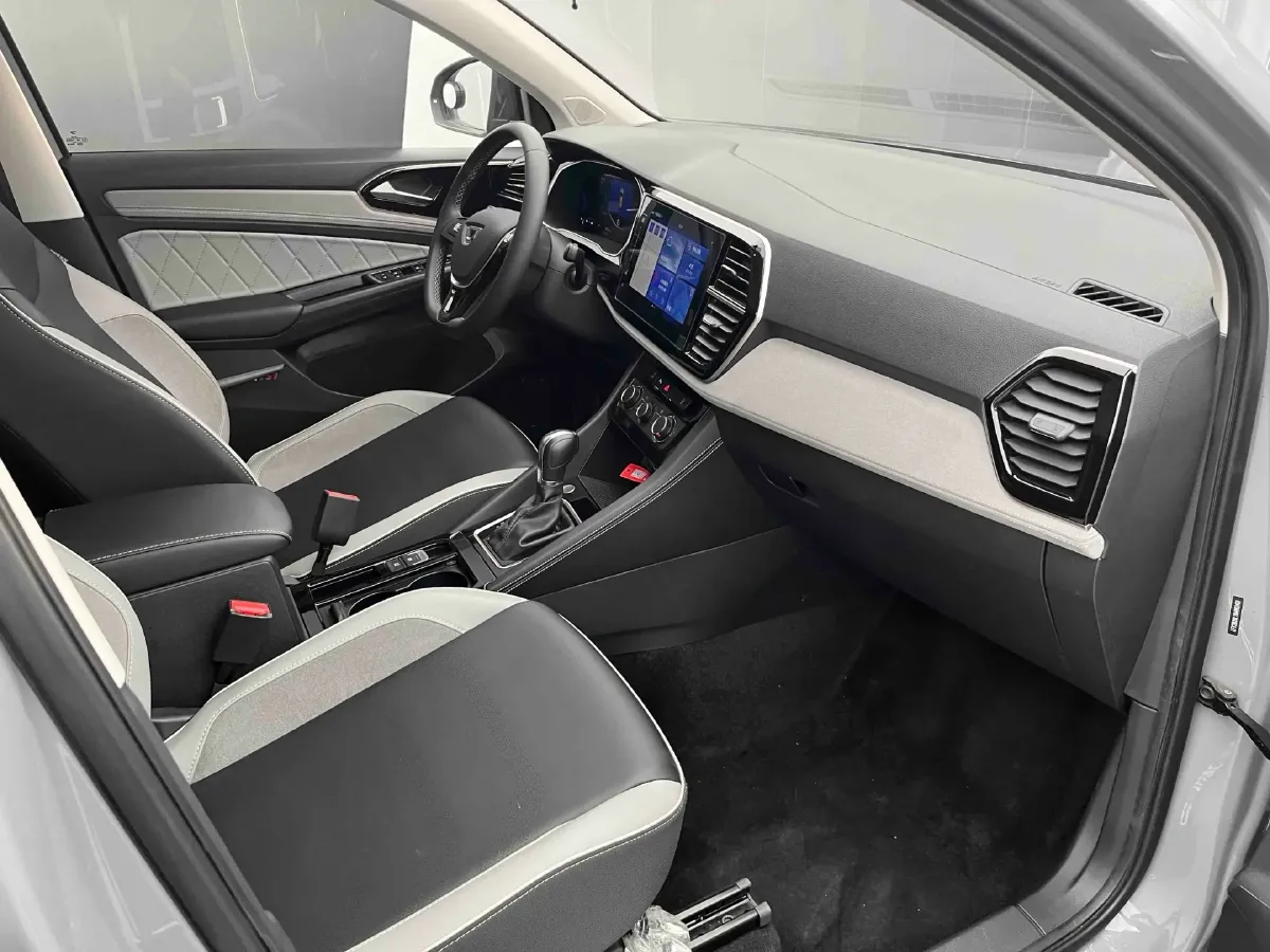 2022 Jetta VS5 1.4T 150HP L4 6AT,autocango,china used car exporter,china ev exporter,chinese used car exporter,chinese used ev exporter