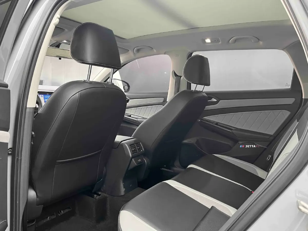 2022 Jetta VS5 1.4T 150HP L4 6AT,autocango,china used car exporter,china ev exporter,chinese used car exporter,chinese used ev exporter