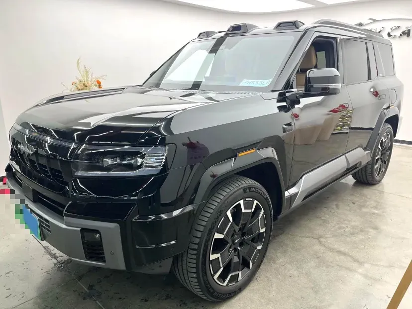 2025 FangChengBao Bao 8 2.0T 245HP L4 E-CVT PHEV 36.8KWH,autocango,china used car exporter,china ev exporter,chinese used car exporter,chinese used ev exporter