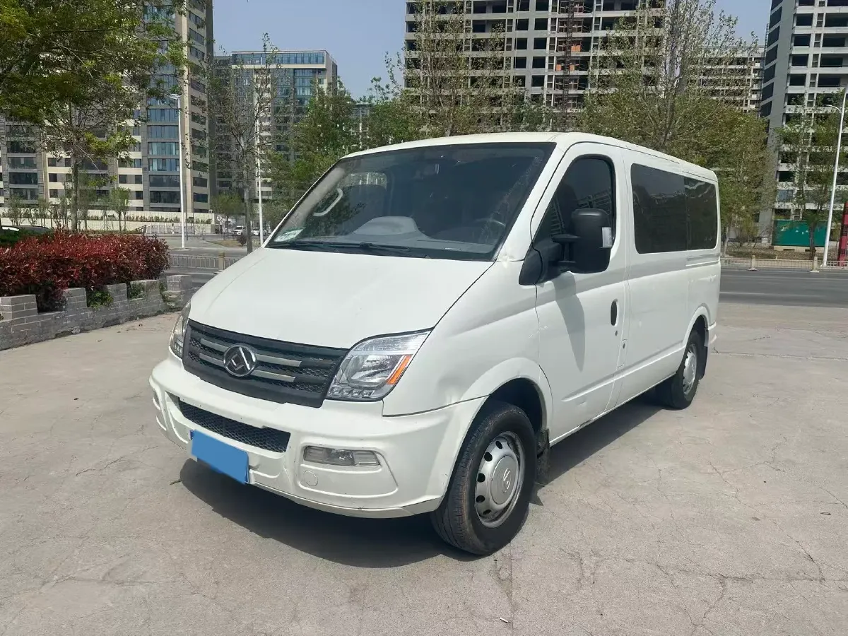 2021 MAXUS XinTu V80 2.0T 127HP L4 6MT,autocango,china used car exporter,china ev exporter,chinese used car exporter,chinese used ev exporter