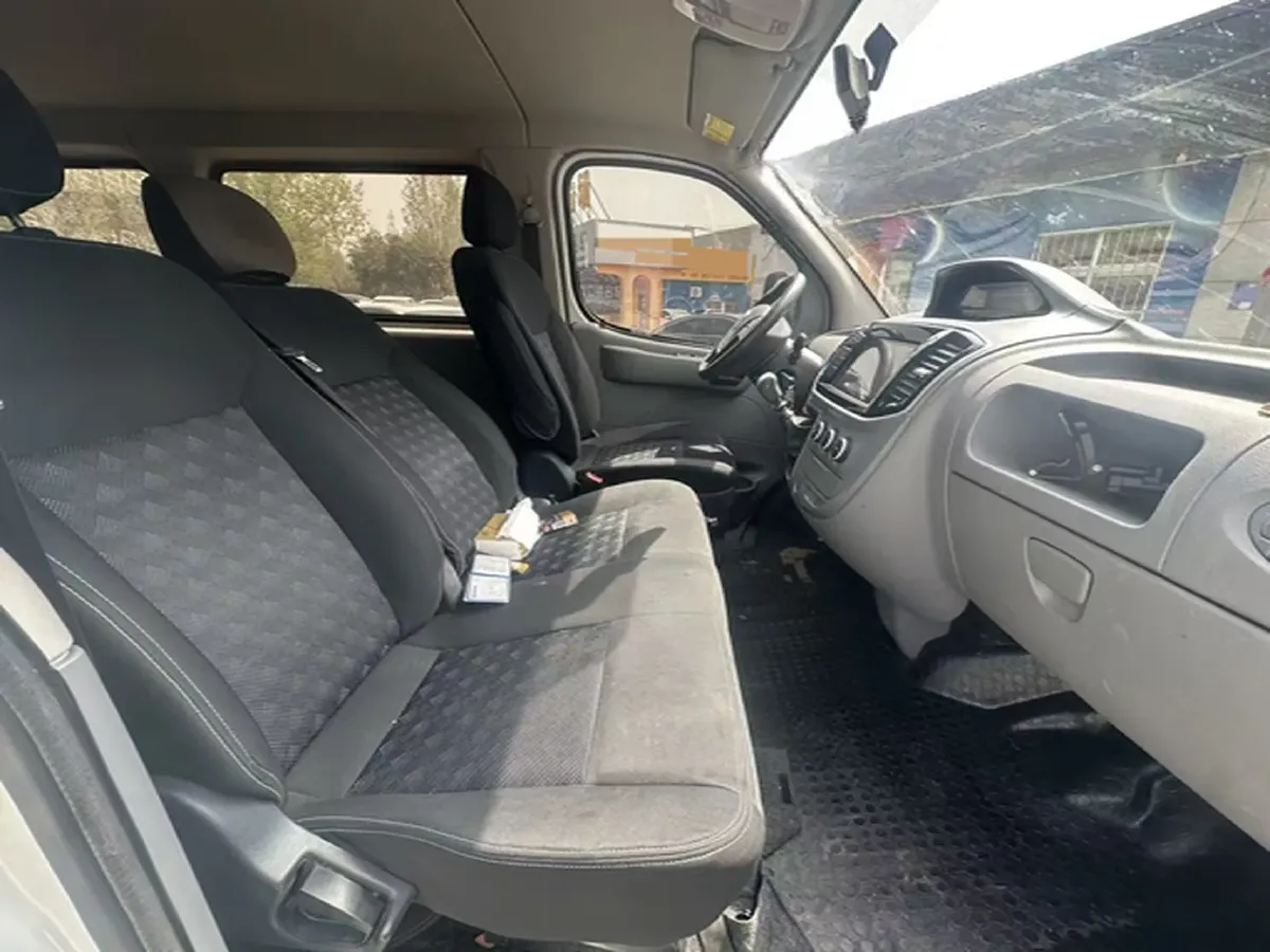 2021 MAXUS XinTu V80 2.0T 127HP L4 6MT,autocango,china used car exporter,china ev exporter,chinese used car exporter,chinese used ev exporter