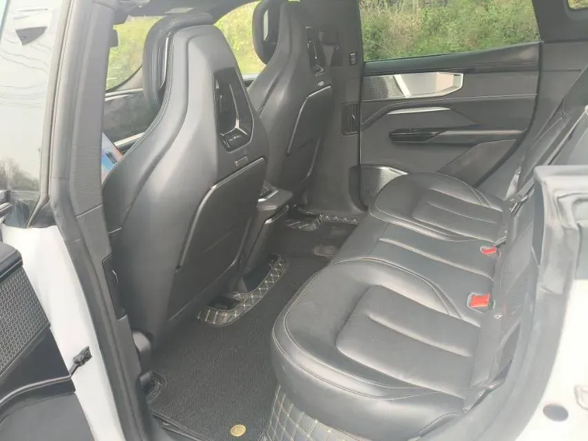 2023 HiPhi Y BEV 115KWH,autocango,china used car exporter,china ev exporter,chinese used car exporter,chinese used ev exporter