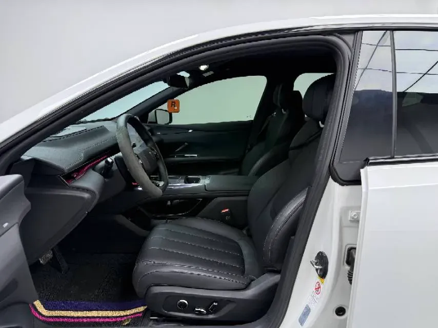 2024 Deepal L07 1.5L 98HP L4 REEV 28.39KWH,autocango,china used car exporter,china ev exporter,chinese used car exporter,chinese used ev exporter