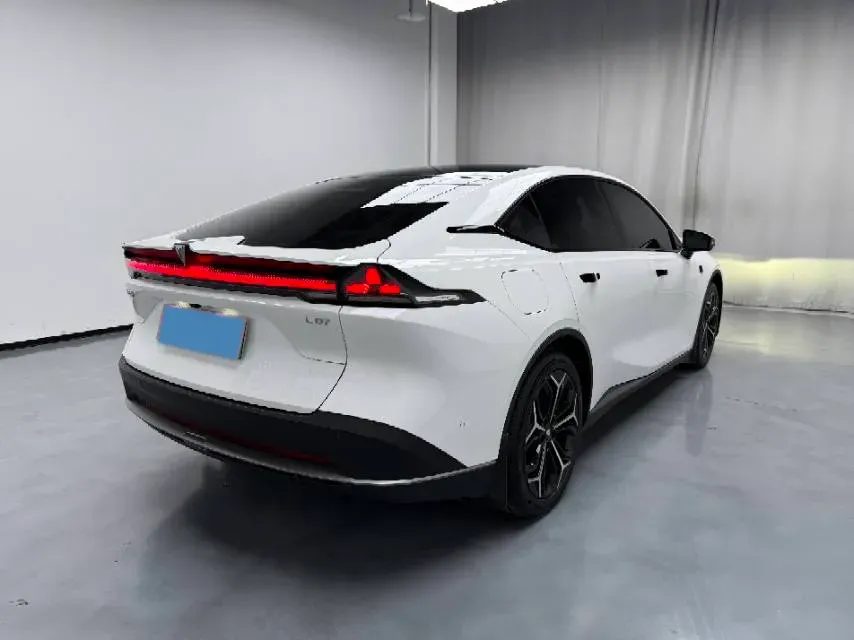 2024 Deepal L07 1.5L 98HP L4 REEV 28.39KWH,autocango,china used car exporter,china ev exporter,chinese used car exporter,chinese used ev exporter