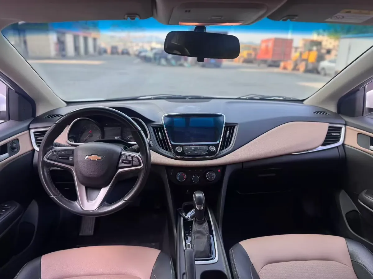 2021 Chevrolet Monza 1.5L 113HP L4 6AT,autocango,china used car exporter,china ev exporter,chinese used car exporter,chinese used ev exporter