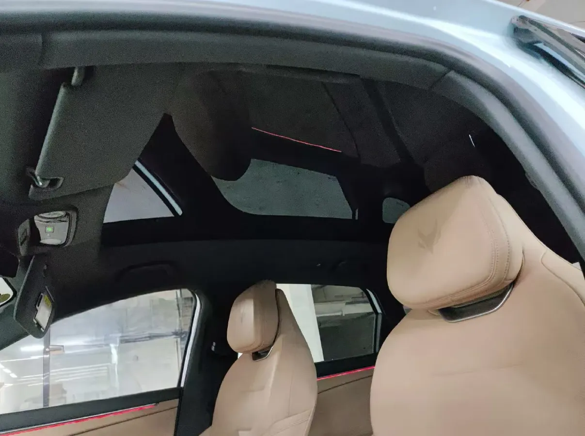 2024 HongQi H5 2.0T 224HP L4 8AT,autocango,china used car exporter,china ev exporter,chinese used car exporter,chinese used ev exporter