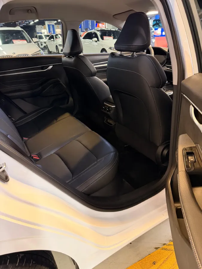 2026 Geely Emgrand 1.5L 120HP L4 CVT,autocango,china used car exporter,china ev exporter,chinese used car exporter,chinese used ev exporter