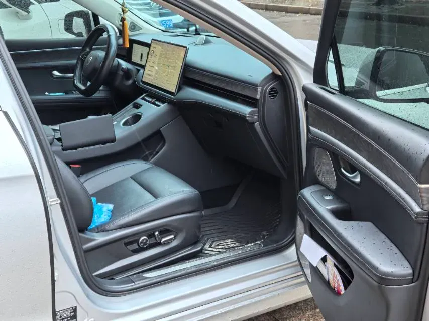 2022 AITO AITO M5 Range Extended 125HP REEV 40KWH,autocango,china used car exporter,china ev exporter,chinese used car exporter,chinese used ev exporter