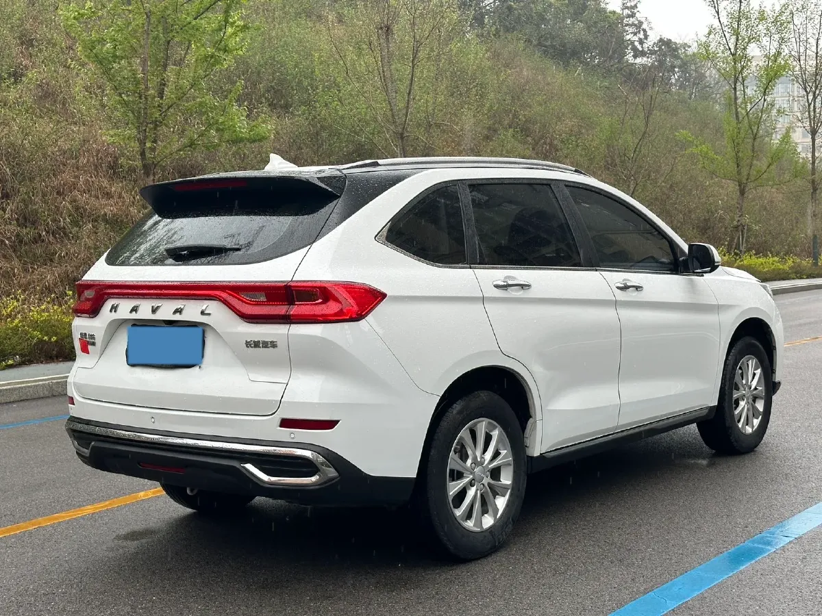 2021 Haval M6 1.5T 150HP L4 7DCT,autocango,china used car exporter,china ev exporter,chinese used car exporter,chinese used ev exporter