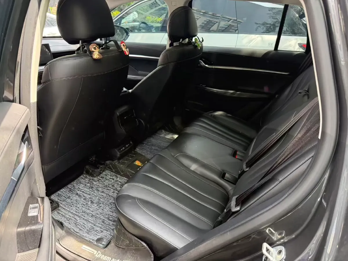 2022 Roewe RX5 MAX 1.5T 181HP L4 6AT,autocango,china used car exporter,china ev exporter,chinese used car exporter,chinese used ev exporter