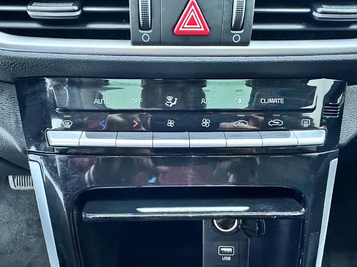 2021 Kia K3 1.5L 115HP L4 CVT,autocango,china used car exporter,china ev exporter,chinese used car exporter,chinese used ev exporter