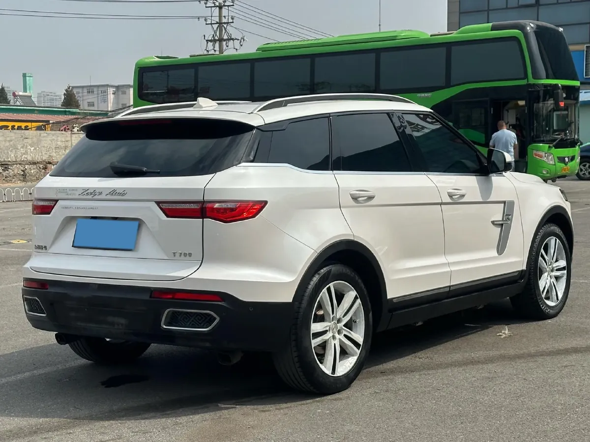 2017 Zotye T700 1.8T 177HP L4 6DCT,autocango,china used car exporter,china ev exporter,chinese used car exporter,chinese used ev exporter