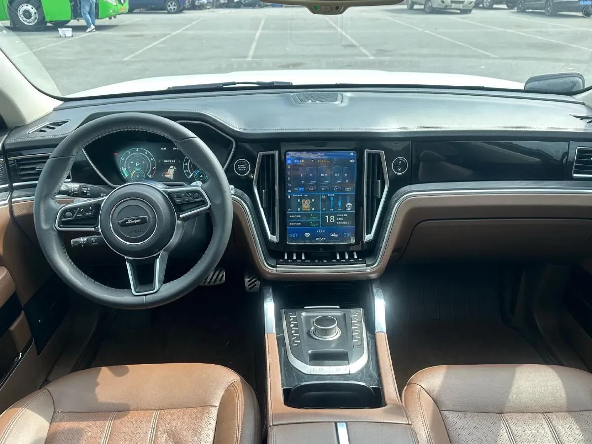 2017 Zotye T700 1.8T 177HP L4 6DCT,autocango,china used car exporter,china ev exporter,chinese used car exporter,chinese used ev exporter