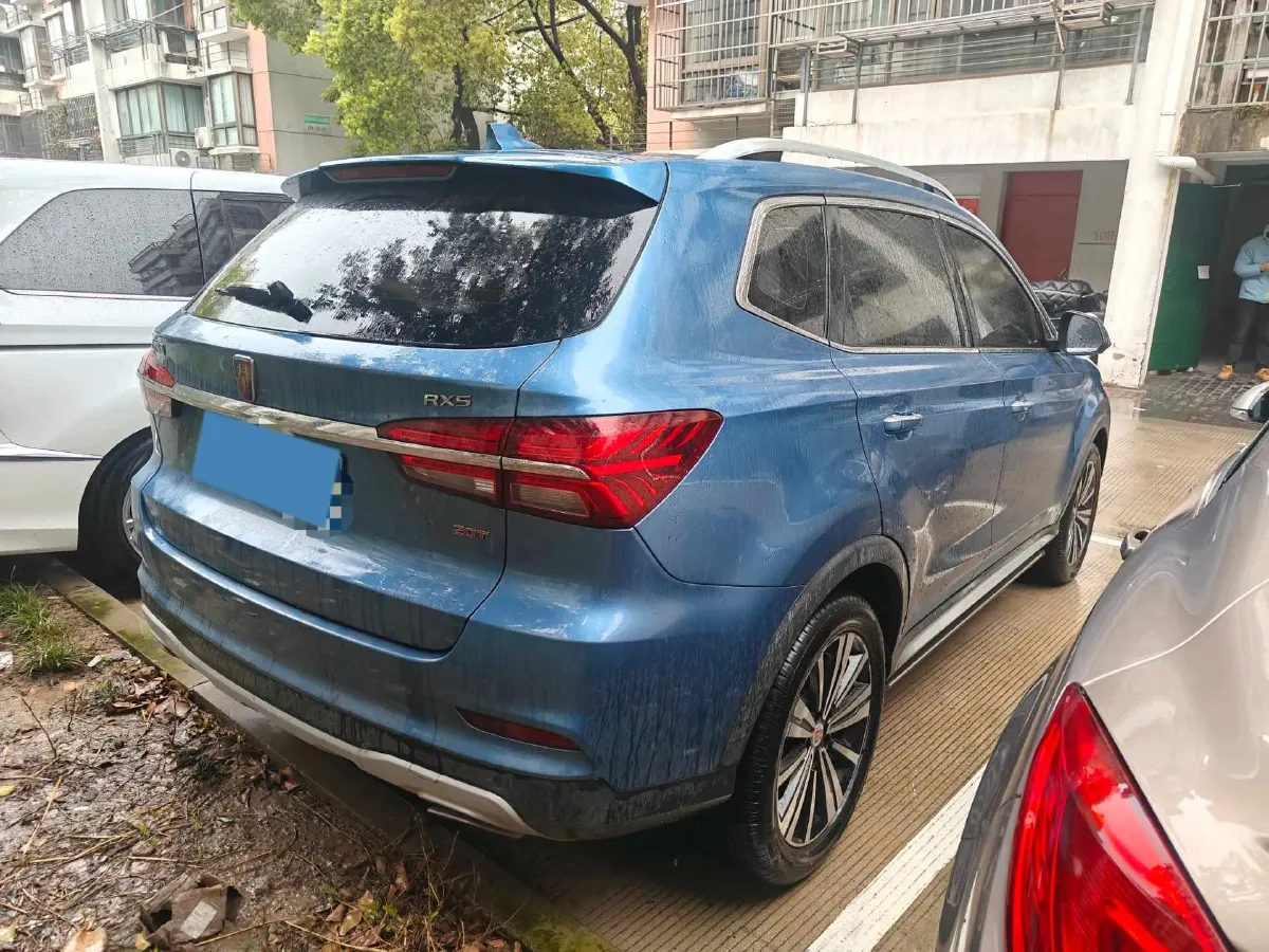 2019 Roewe i6 1.5T 169HP L4 7DCT,autocango,china used car exporter,china ev exporter,chinese used car exporter,chinese used ev exporter