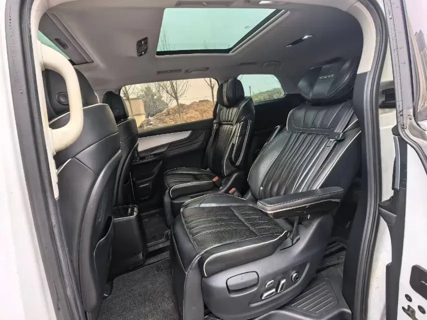 2021 Roewe iMAX8 2.0T 234HP L4 8AT,autocango,china used car exporter,china ev exporter,chinese used car exporter,chinese used ev exporter