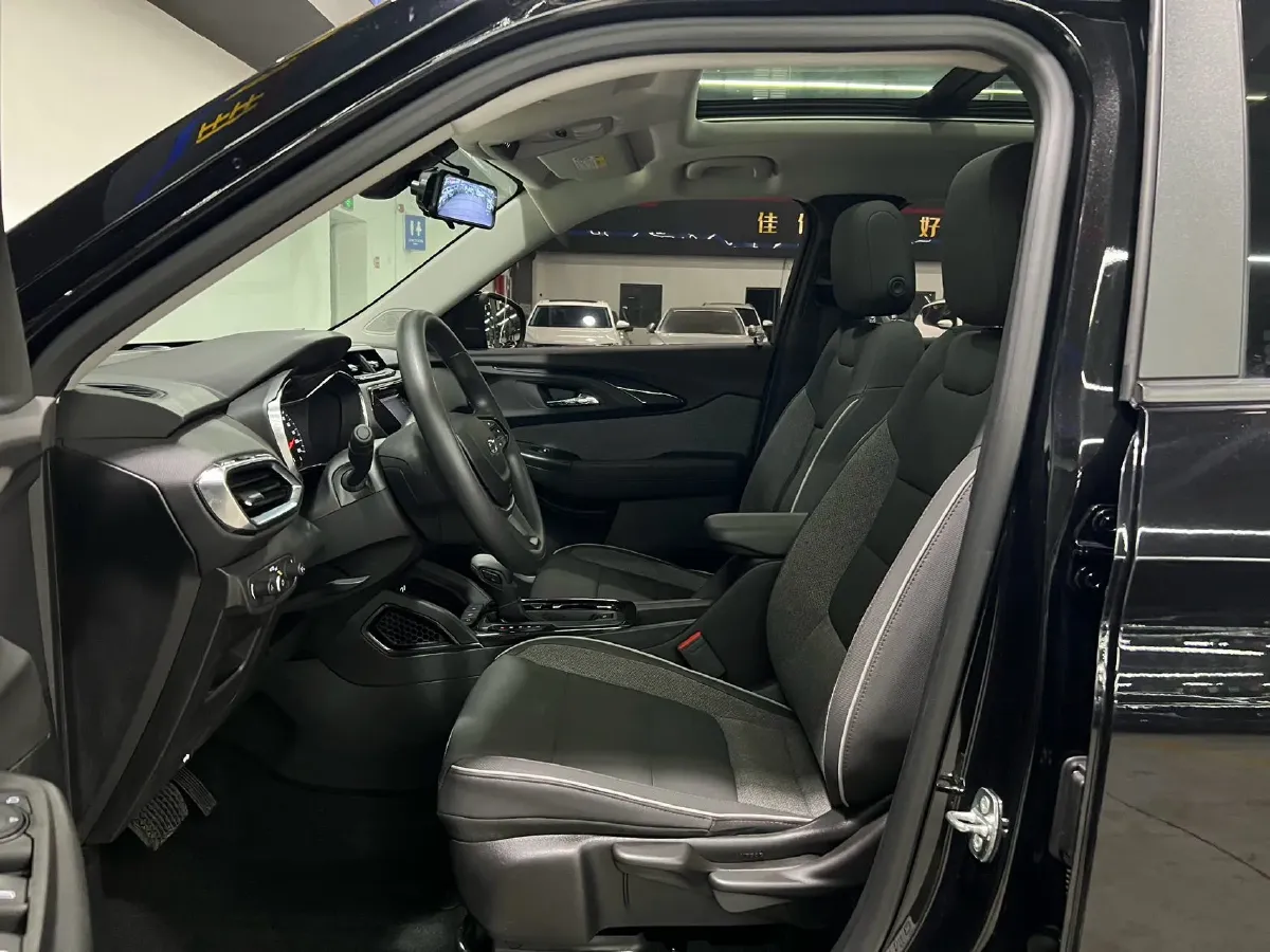 2019 Chevrolet Trailblazer 1.3T 165HP L3 CVT,autocango,china used car exporter,china ev exporter,chinese used car exporter,chinese used ev exporter