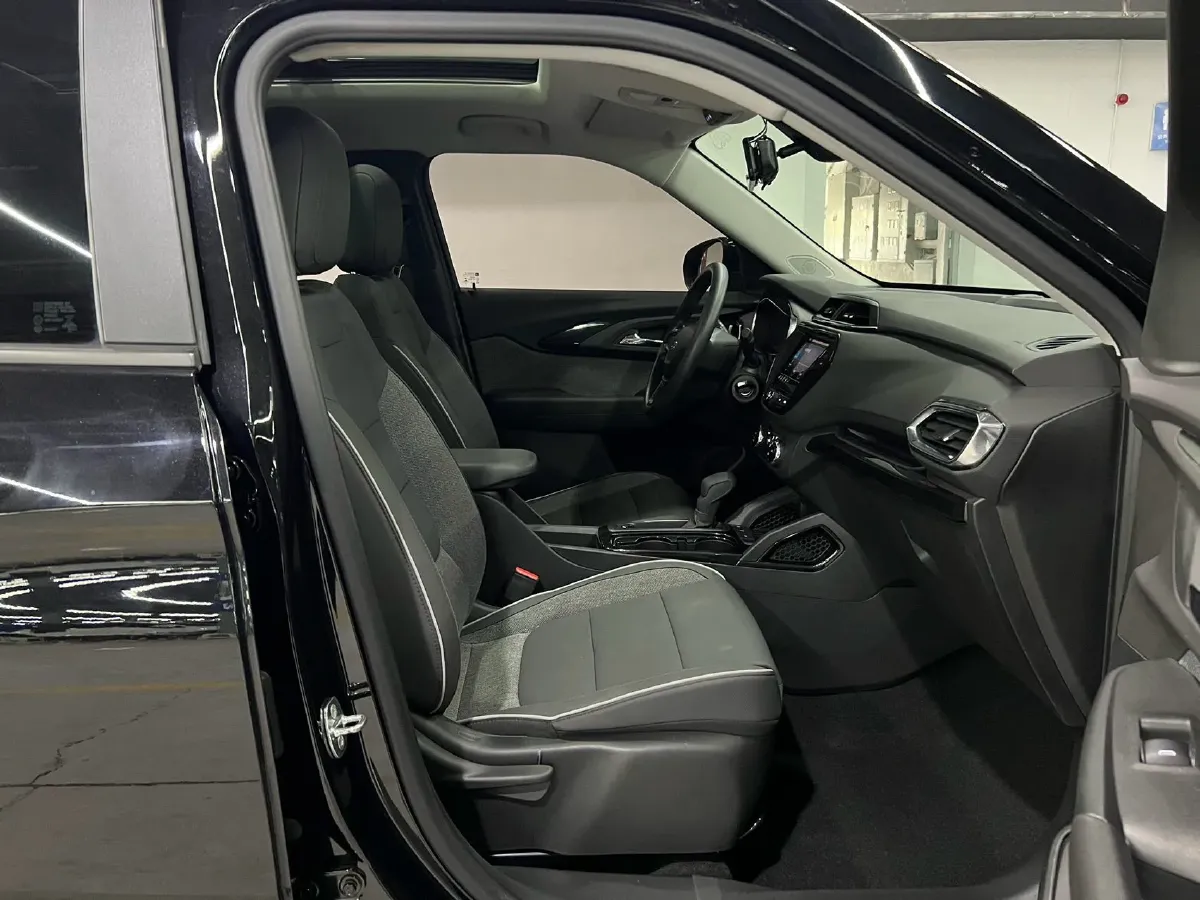 2019 Chevrolet Trailblazer 1.3T 165HP L3 CVT,autocango,china used car exporter,china ev exporter,chinese used car exporter,chinese used ev exporter