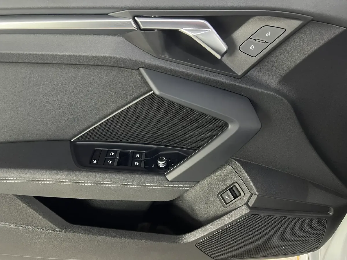 2021 Audi A3 1.4T 150HP L4 7DCT,autocango,china used car exporter,china ev exporter,chinese used car exporter,chinese used ev exporter