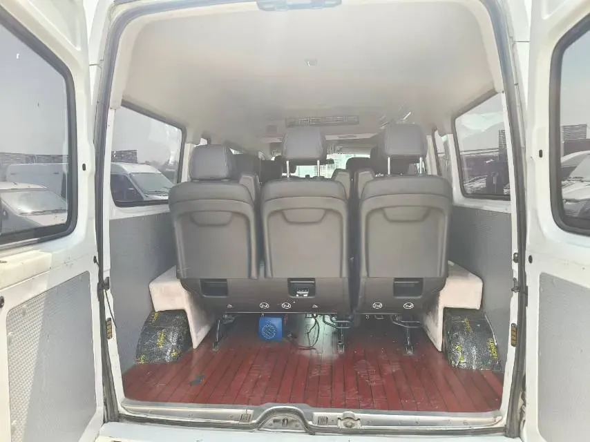 2021 MAXUS XinTu V80 2.0T 127HP L4 6MT,autocango,china used car exporter,china ev exporter,chinese used car exporter,chinese used ev exporter