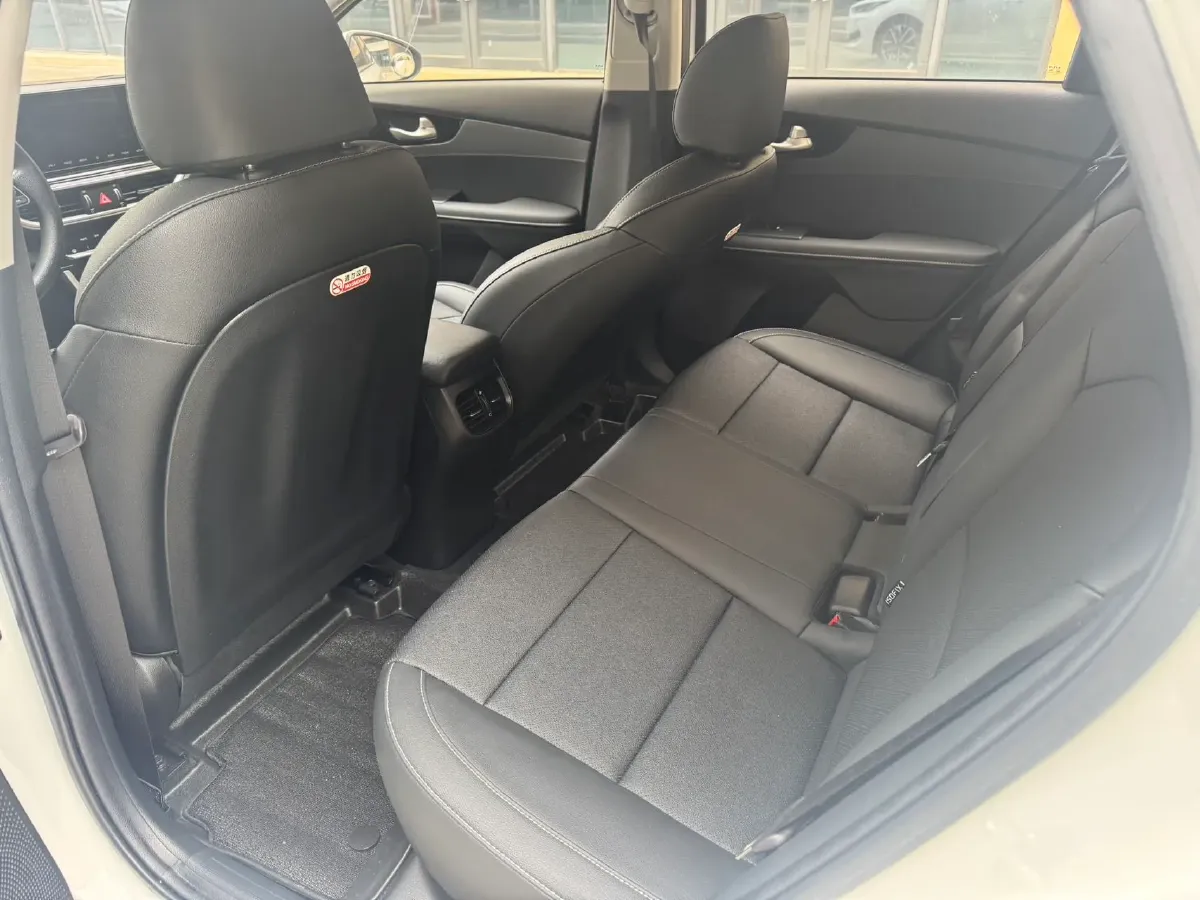 2021 Kia K3 1.5L 115HP L4 CVT,autocango,china used car exporter,china ev exporter,chinese used car exporter,chinese used ev exporter