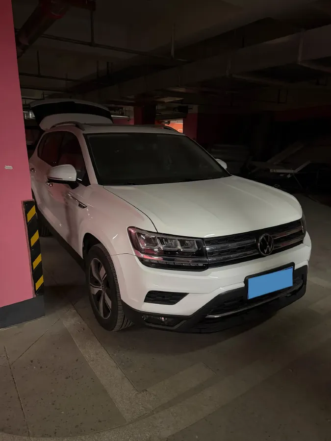 2021 Volkswagen Tharu 1.4T 150HP L4 7DCT,autocango,china used car exporter,china ev exporter,chinese used car exporter,chinese used ev exporter