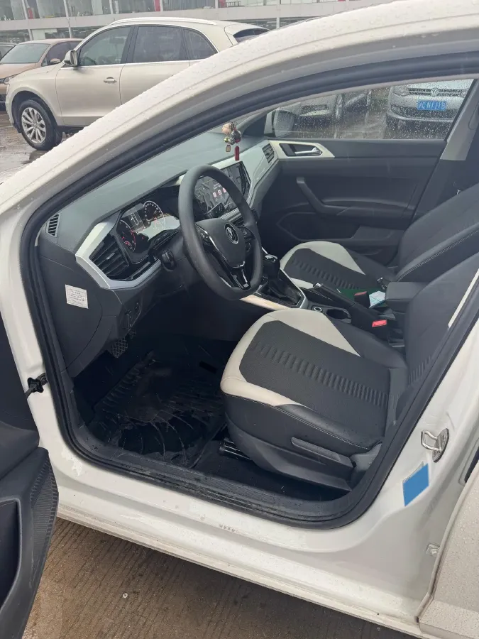 2019 Volkswagen Polo 1.5L 113HP L4 6AT,autocango,china used car exporter,china ev exporter,chinese used car exporter,chinese used ev exporter
