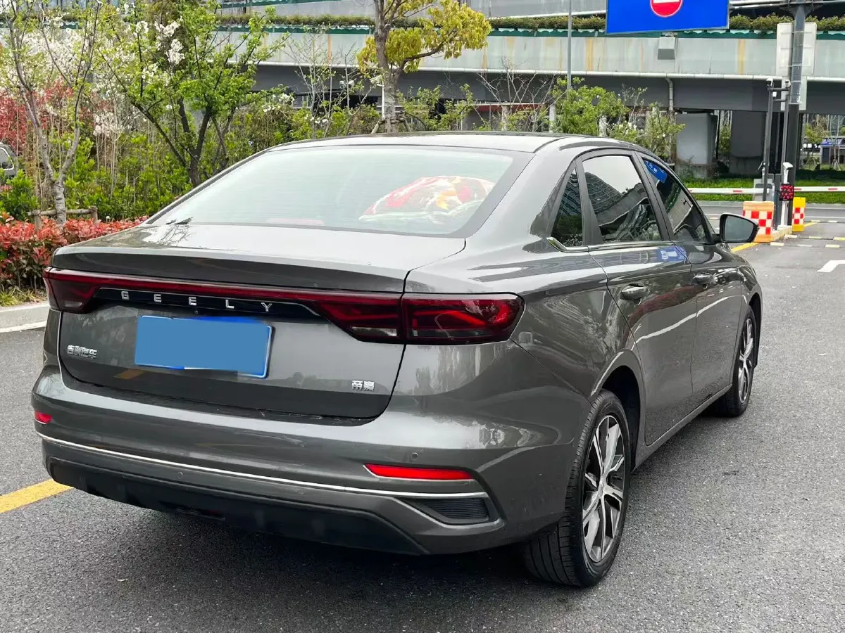 2022 Geely Emgrand 1.5L 114HP L4 CVT,autocango,china used car exporter,china ev exporter,chinese used car exporter,chinese used ev exporter