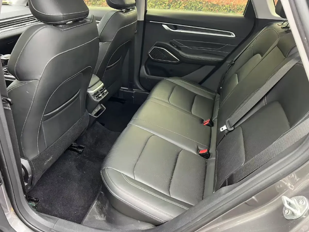 2022 Geely Emgrand 1.5L 114HP L4 CVT,autocango,china used car exporter,china ev exporter,chinese used car exporter,chinese used ev exporter