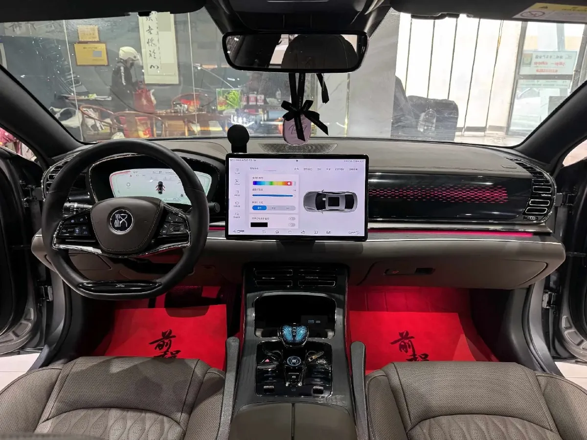 2022 Volkswagen Tiguan L 2.0T 186HP L4 7DCT,autocango,china used car exporter,china ev exporter,chinese used car exporter,chinese used ev exporter